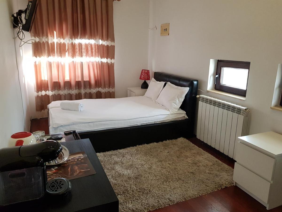 2Bedrooms Mega Mall Monza National.Arena Boekarest Buitenkant foto